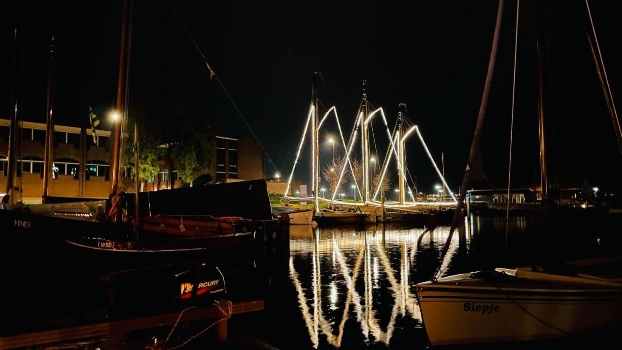 Woonboot 4 Harderwijk Hotel Exterior photo