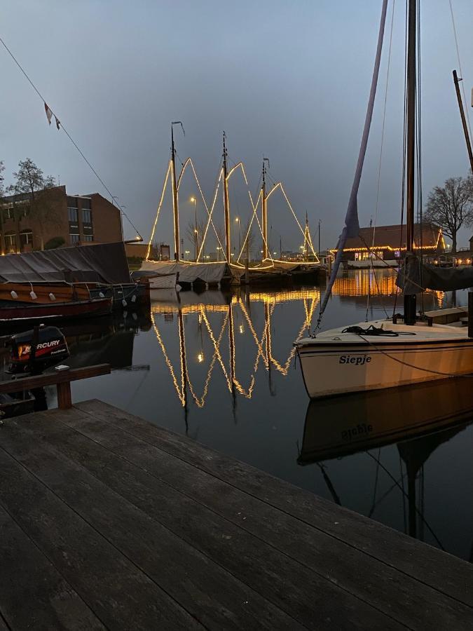 Woonboot 4 Harderwijk Hotel Exterior photo
